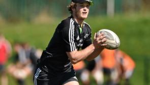 Munster to treat Tyler Bleyendaal's new neck issue 'conservatively'