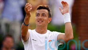 Ryan Peniston marches on to reach Queen’s Club quarter-finals