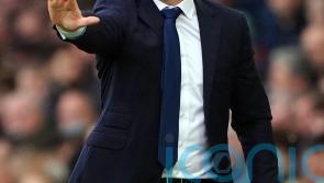 Sean Dyche wants Everton players to work ‘hard and smart’ in relegation battle