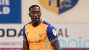 Late Lucas Akins goal earns Mansfield a draw at Stockport