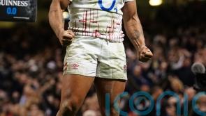 Bath’s Ollie Lawrence credits Worcester players for helping him land top award