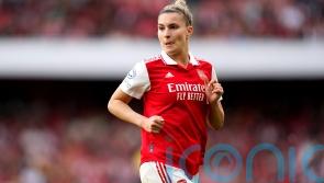 Steph Catley signs new Arsenal deal