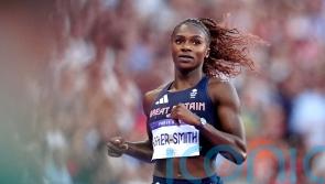 Dina Asher-Smith bounces back to book place in women’s 200 metres final