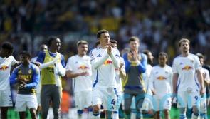 Leeds see off Preston to return to the top of the Championship