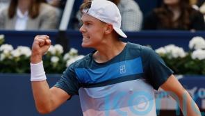 Holger Rune stuns Carlos Alcaraz to win Barcelona Open and return to top 10