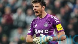 Eddie Howe defends Nick Pope after error leads to Newcastle collapse in France