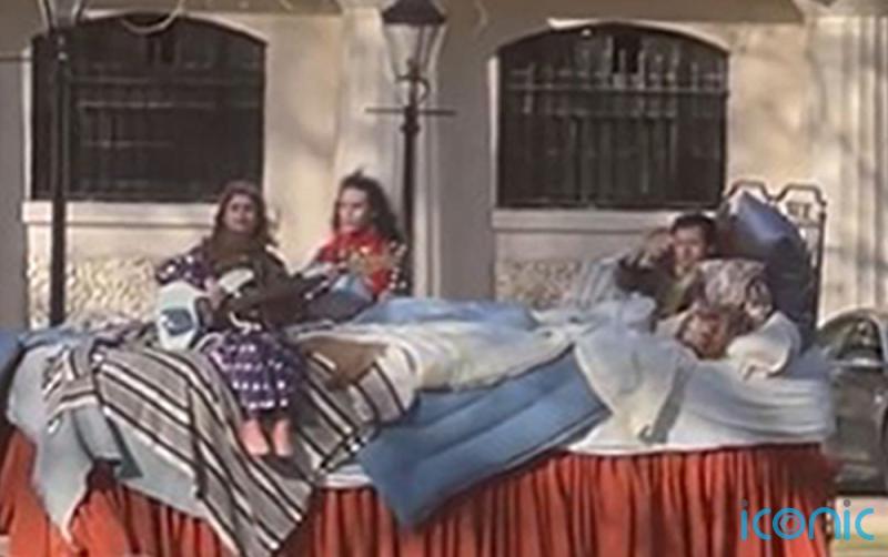 Harry Styles beds down at Buckingham Palace