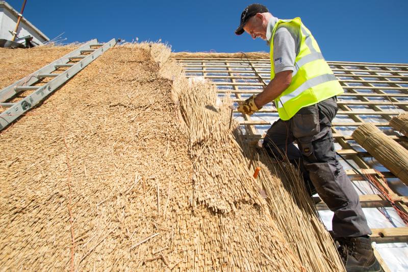 Thatched roofs and shopfronts to benefit from €9m in built heritage funding