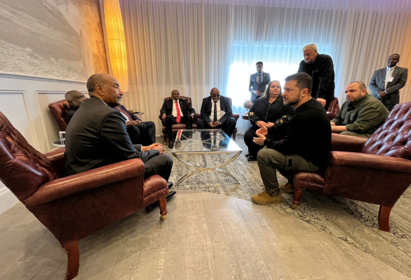 Ukrainian president Zelensky holds 'unscheduled' meeting at Irish airport