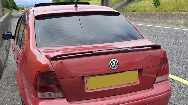 'Dangerously defective':  Motorists warned as gardai stop and seize car on busy motorway
