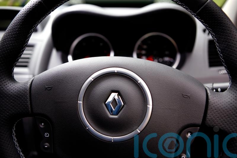 Carmaker Renault to sell Russian operations to Moscow