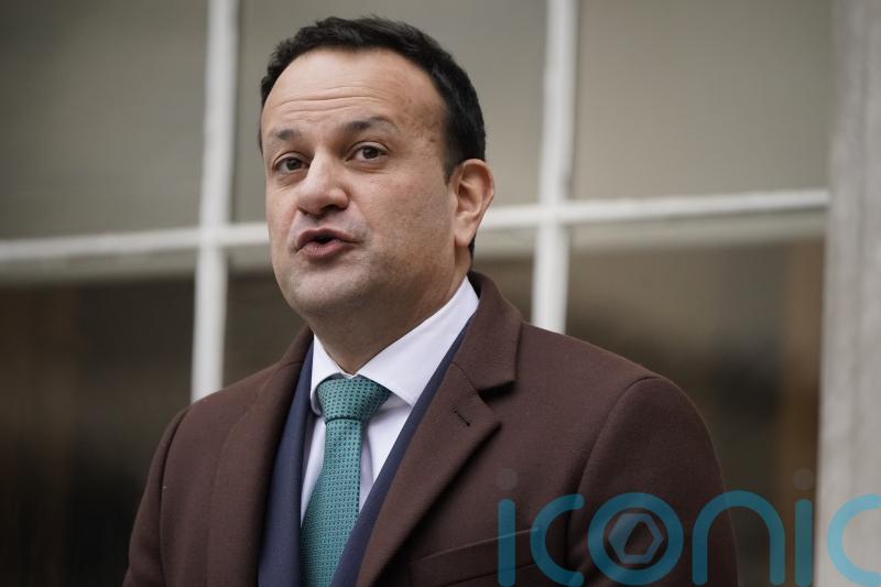 Varadkar insists restoring the wages of high earners is not a pay rise