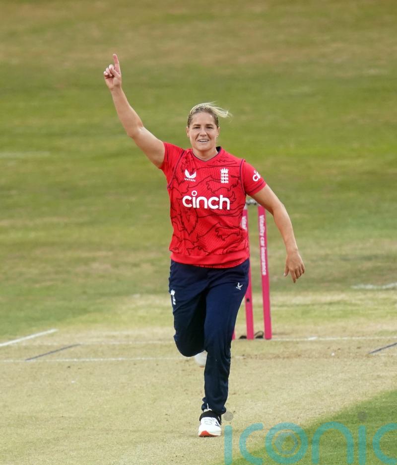 Katherine Brunt breaks England wicket record in T20 win over South Africa
