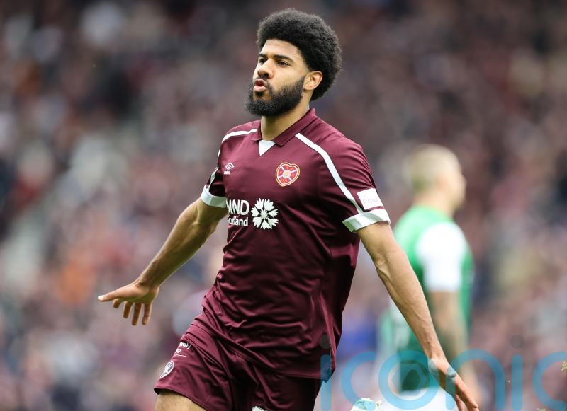 Sunderland sign Everton striker Ellis Simms on season-long loan