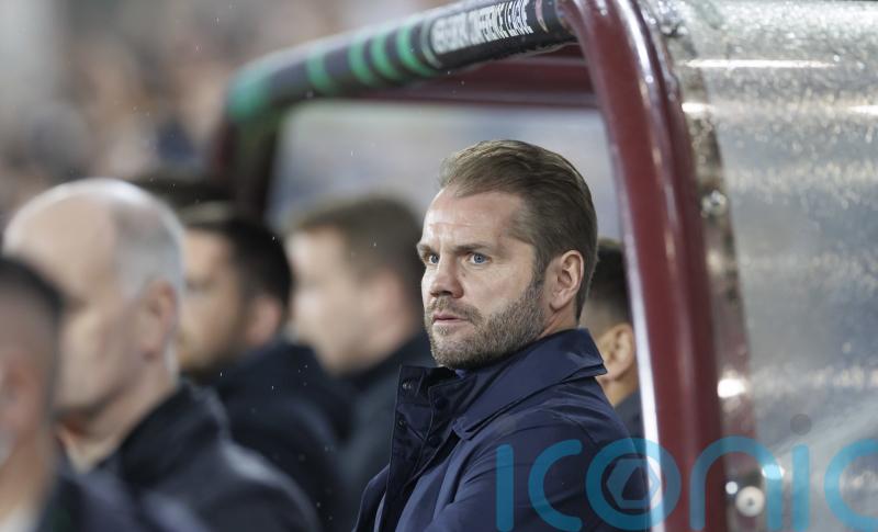 Robbie Neilson urges Hearts to put more pressure on Fiorentina