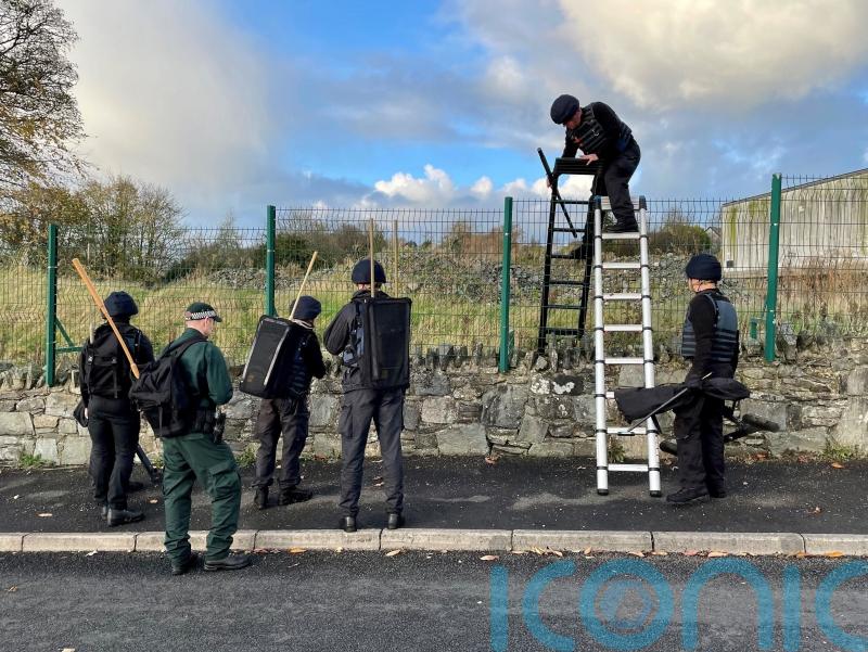 Dissident republicans claim responsibility for bomb attack on two NI police officers