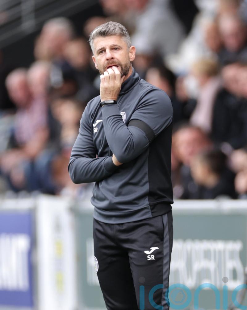 Stephen Robinson hails the resilience of 10-man St Mirren in Kilmarnock draw