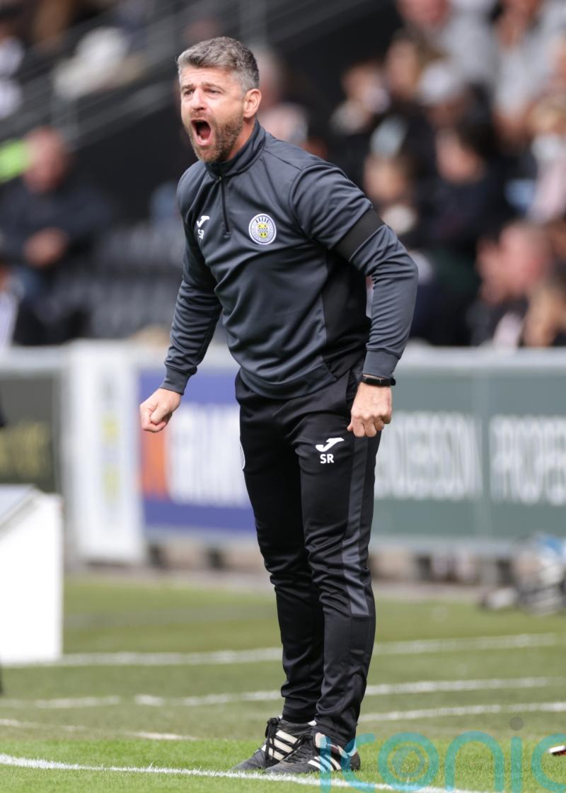St Mirren staff working flat out to help club cut costs &ndash; Stephen Robinson