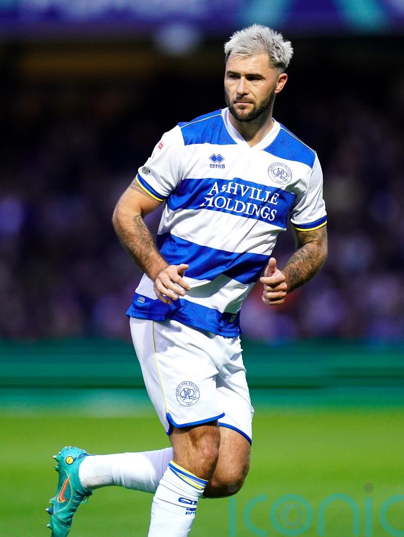 Charlie Austin scores on second Swindon debut in thumping win over Grimsby