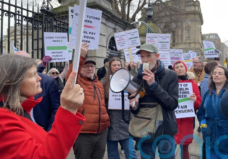 Tutors gather at Leinster House to protest against ‘ridiculous’ work conditions
