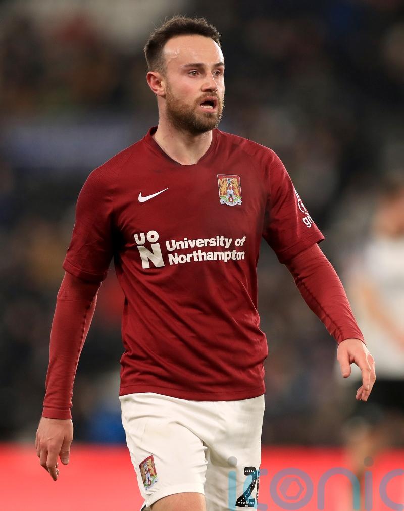 Halifax denied as Yeovil hit back late on