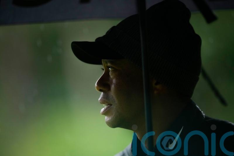 Tiger Woods withdraws from Masters due to foot problem