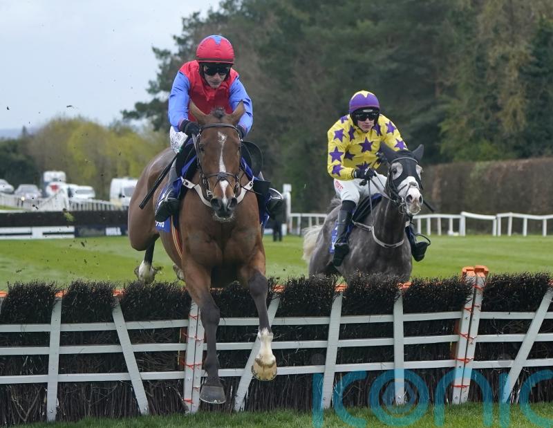 Facile Vega back in front – and chasing beckons next season