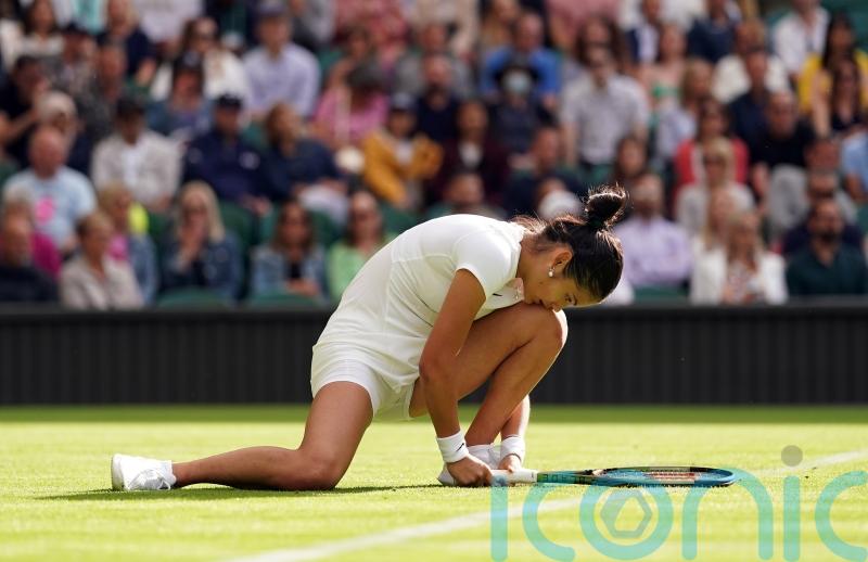 Injury blow for Raducanu and Pacquiao meets Tyson – Wednesday’s sporting social