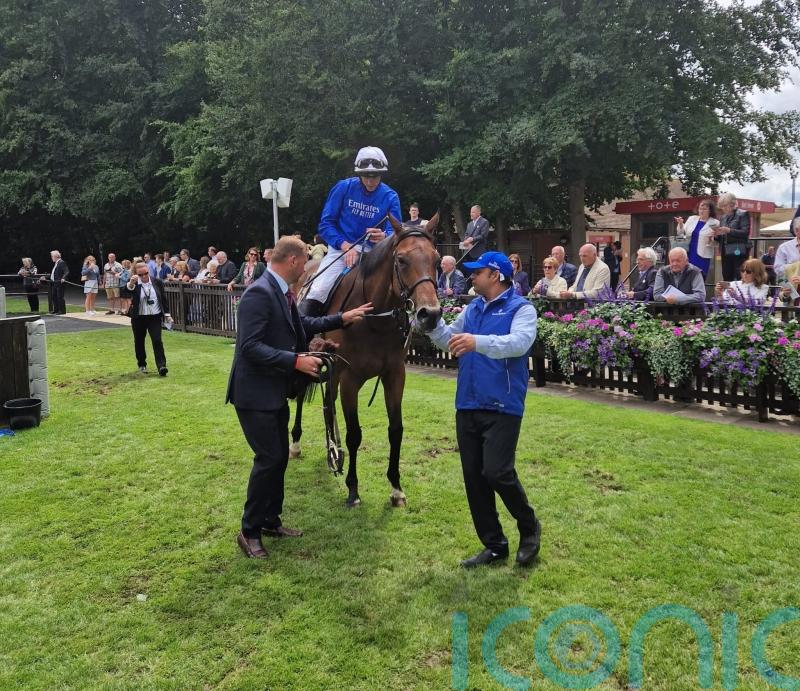 Kemari keeps on to hit the target in Fred Archer