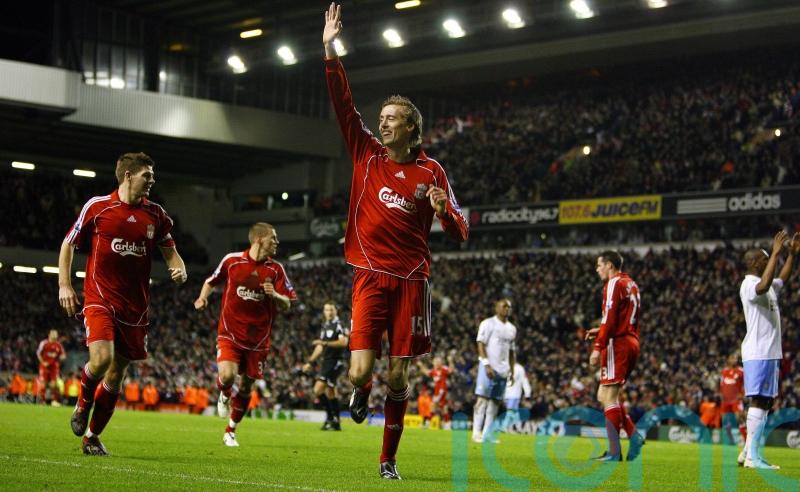 On This Day in 2005 – England striker Peter Crouch signs for Liverpool