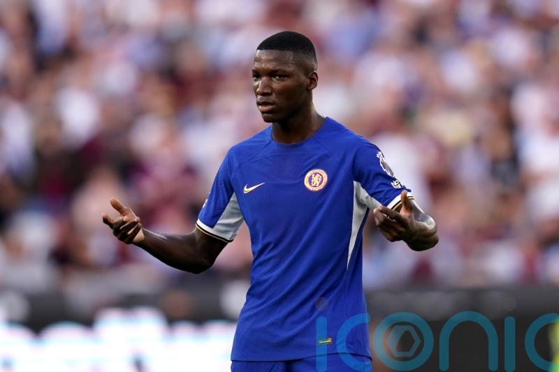 Premier League clubs take summer spending to nearly &pound;2billion with week to go