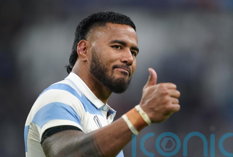 Manu Tuilagi laughs off adversity after 14-man England grind out win