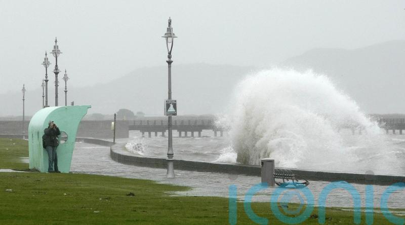 Storm Babet: Heavy rain and ‘blustery’ winds to hit island of Ireland