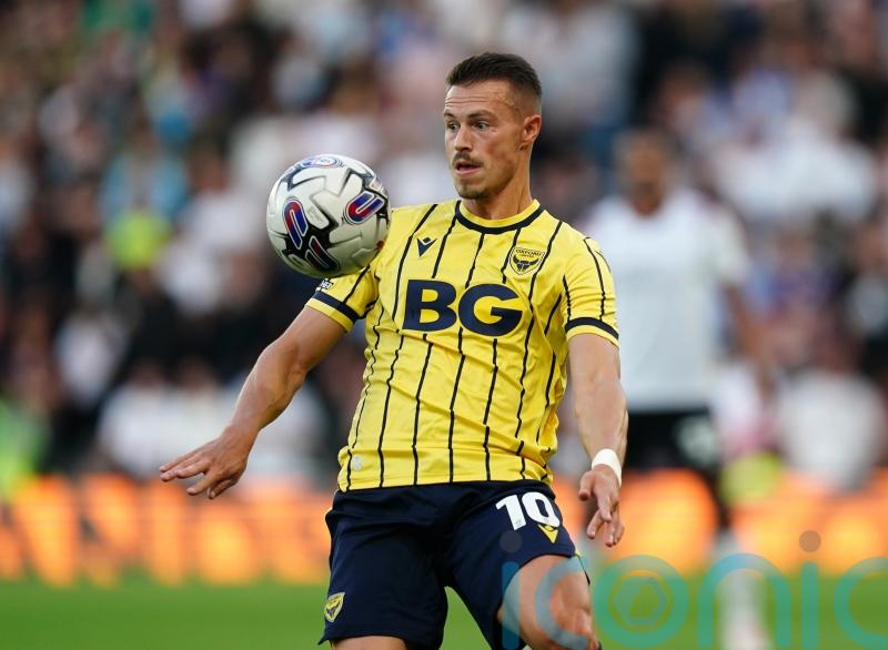 Des Buckingham enjoys first win as Oxford boss with FA Cup victory over Grimsby