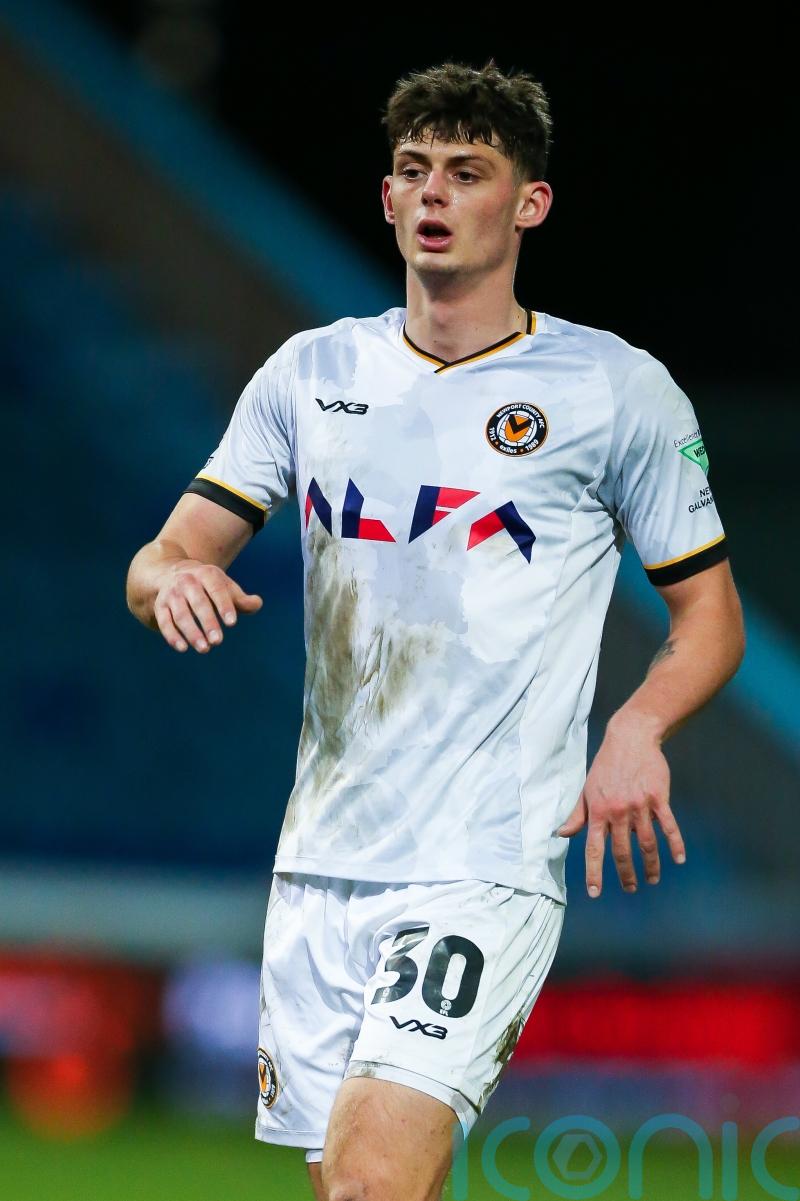 Seb Palmer-Houlden fires Newport to victory over 10-man Welsh rivals Wrexham