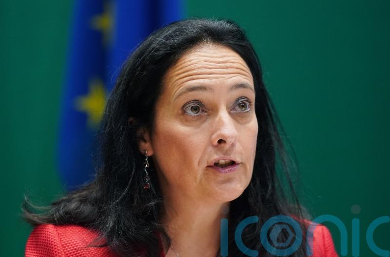 RTE board should remain in place ‘for now’ – culture minister