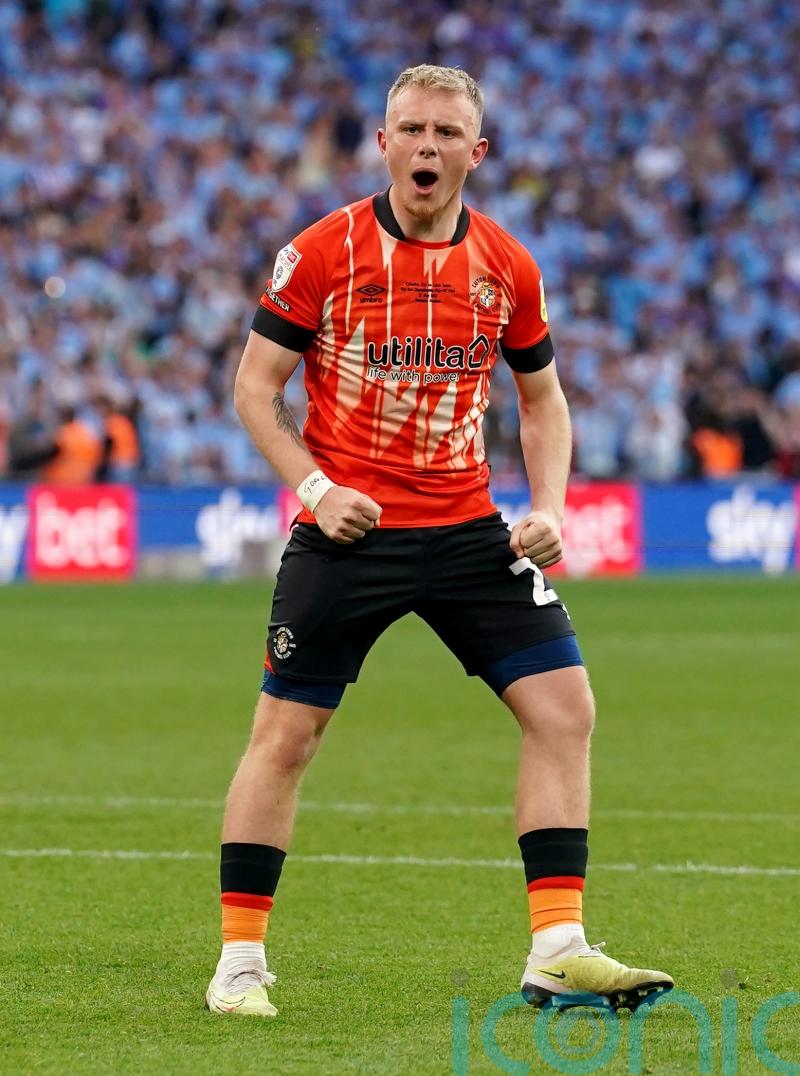 Joe Taylor’s first goal for Lincoln sinks Exeter