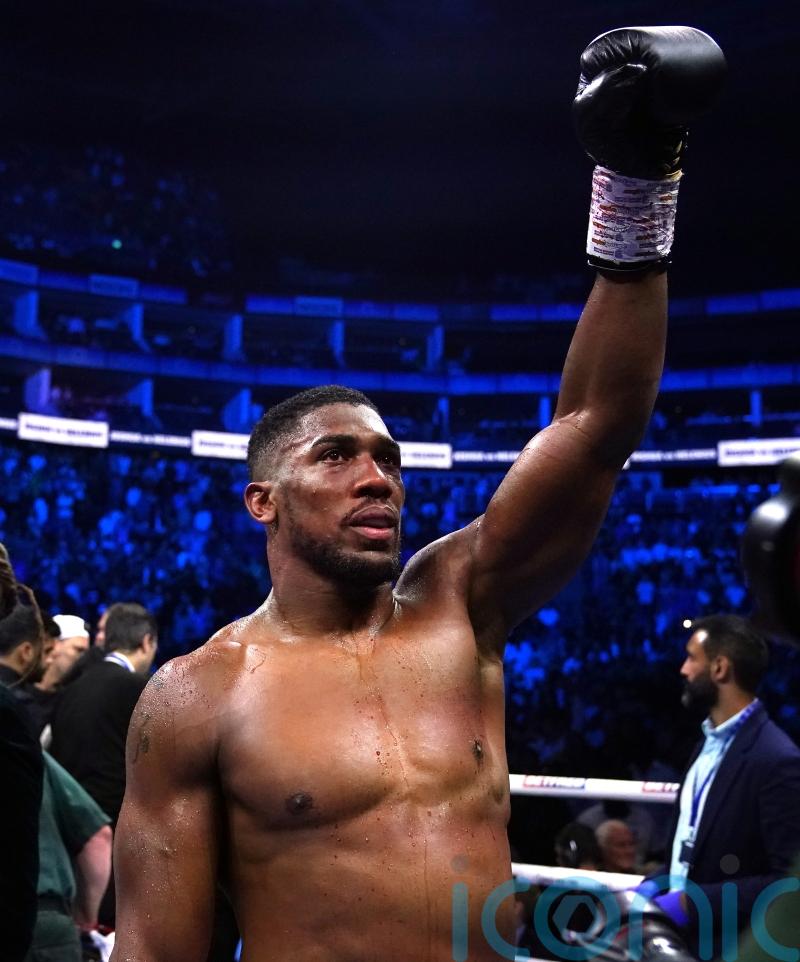 Anthony Joshua stops Francis Ngannou in the second round in Riyadh