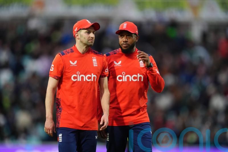 Mark Wood claims two wickets on white-ball return as England chase 158