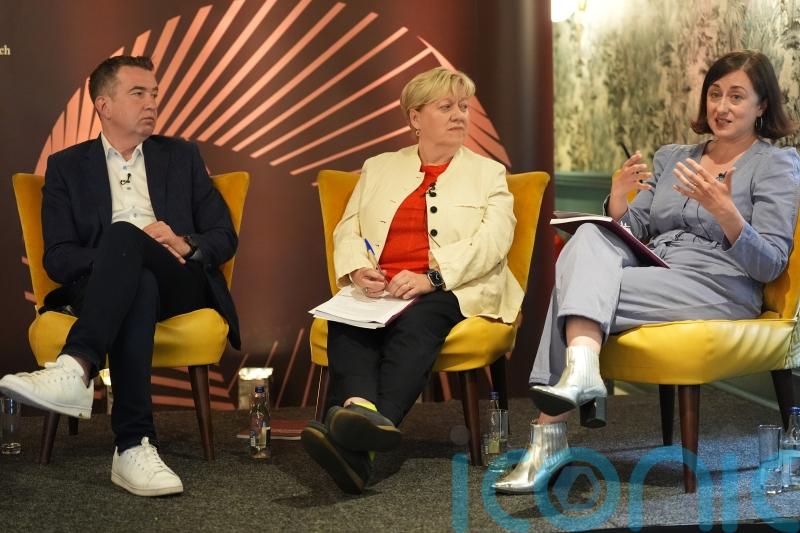 More than half of people uncomfortable with news produced mostly by AI – report