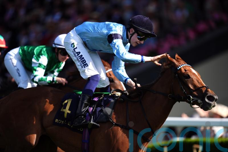 Loughnane hits another Ascot high as Soprano comes out top in Sandringham