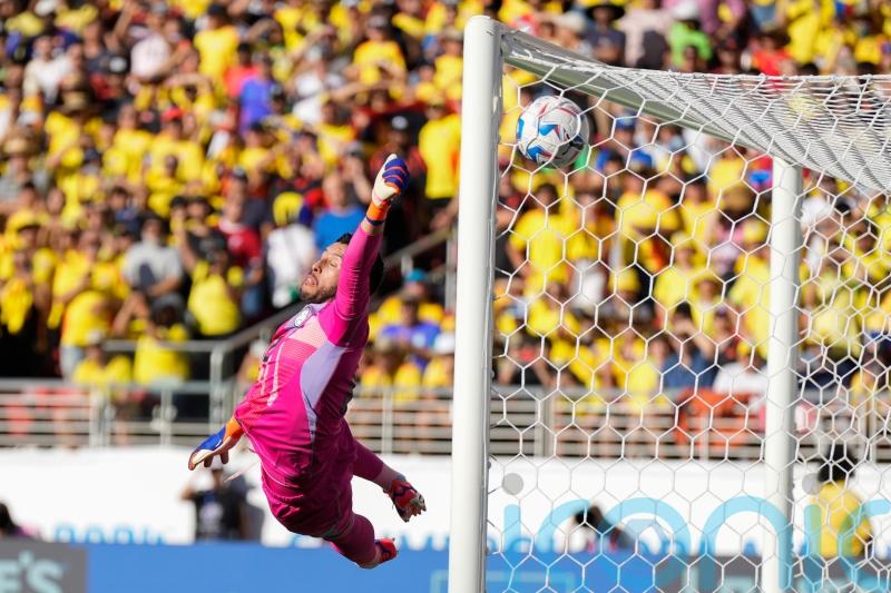 Colombia coach says his side took &lsquo;step forward&rsquo; in 1-1 draw with Brazil