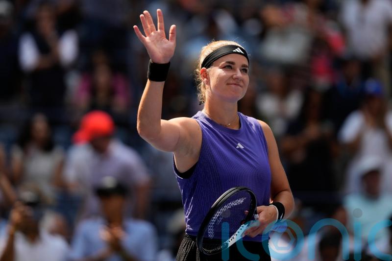 Karolina Muchova eases into US Open semi-finals despite illness in New York