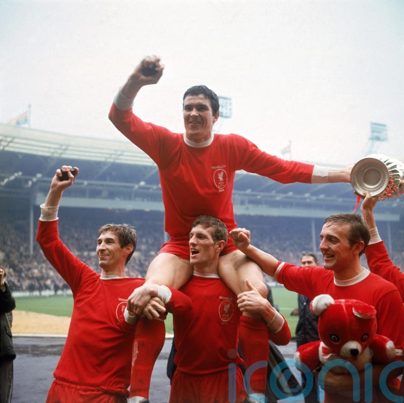 Journalists invited to ‘walk round’ the giant Ron Yeats – Liverpool’s colossus