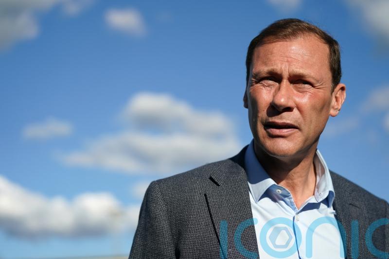 Duncan Ferguson working for free amid Inverness financial crisis