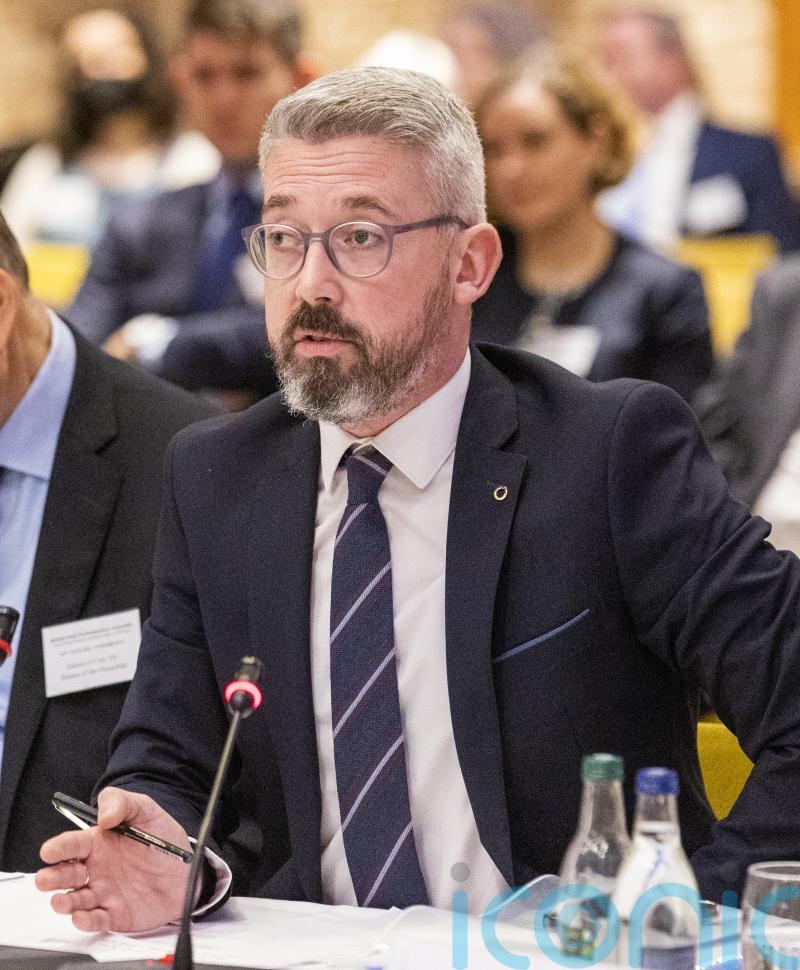 Sinn Fein urged to correct Dail record on teenager who received senator’s texts