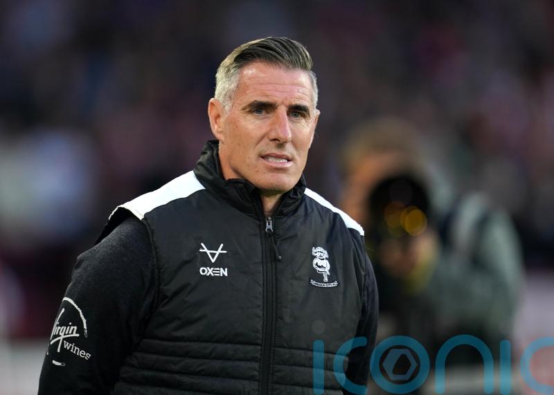 Mark Kennedy felt Swindon ‘found a way to lose’ to Salford