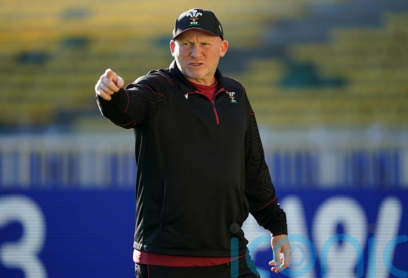Neil Jenkins urges Wales to ‘break shackles’ and avoid unwanted losing record