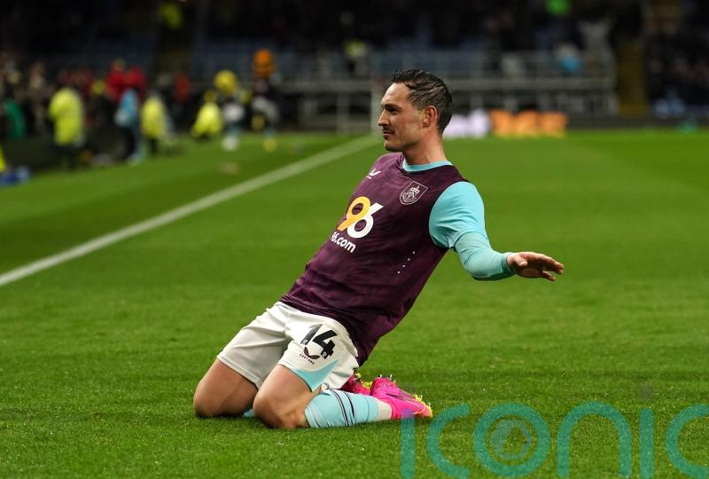 Connor Roberts earns point but Burnley fail to move top of Championship