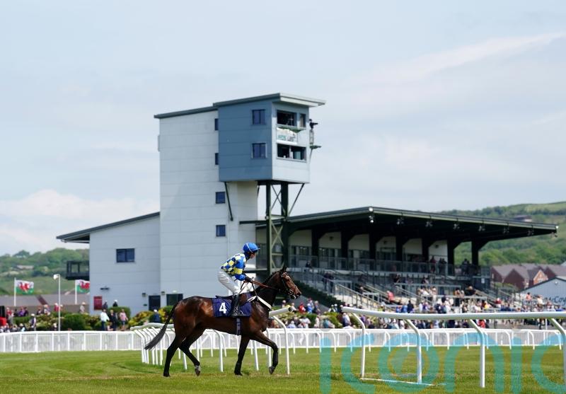 No weather problems for Towton card at Ffos Las